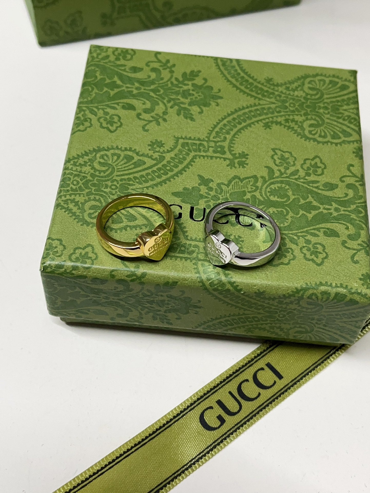 Classic Heart Ring