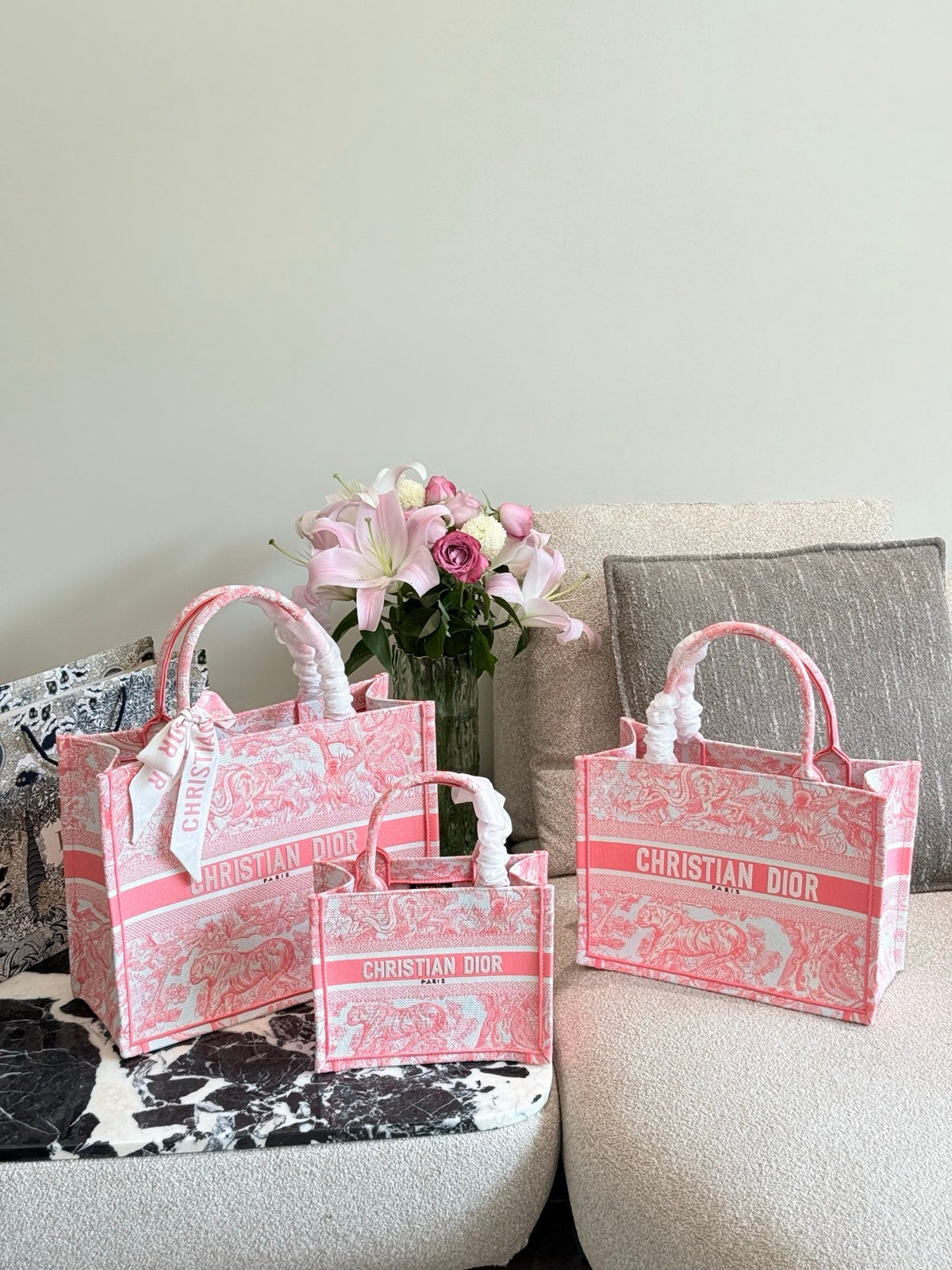 Pink printed embroidery bag