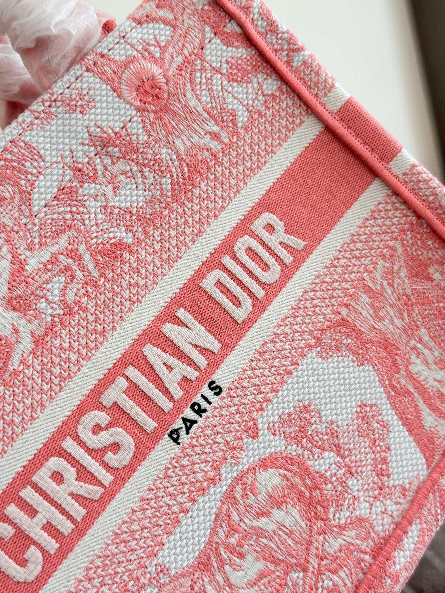 Pink printed embroidery bag