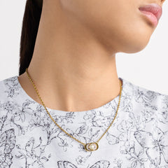 Fashion pearl necklace
