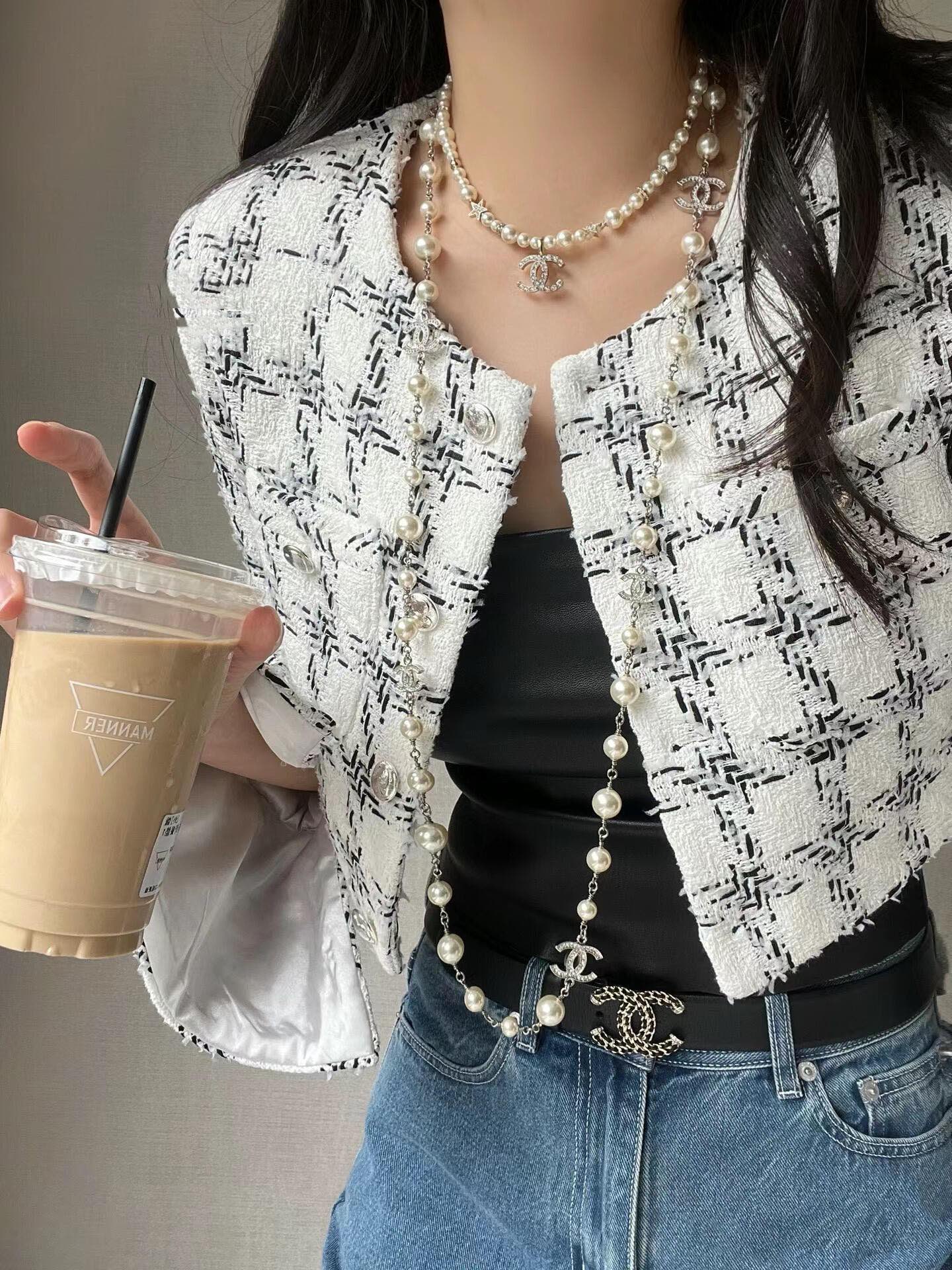 Elegant pearl long necklace
