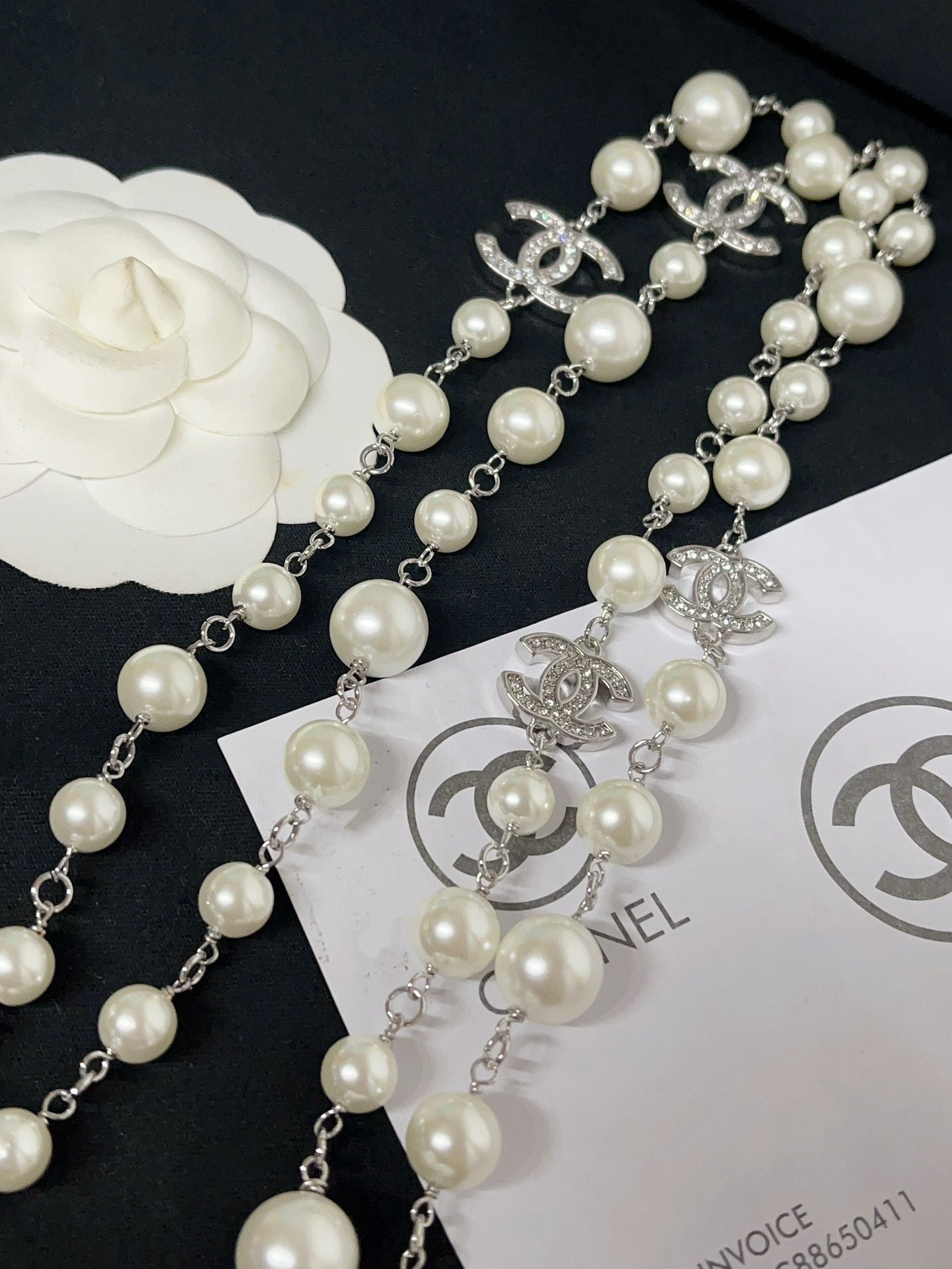 Elegant pearl long necklace