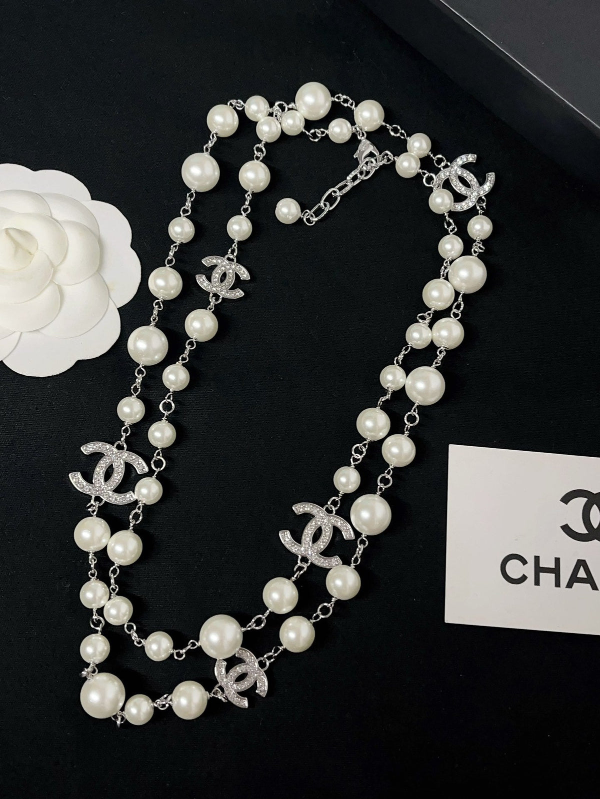 Elegant pearl long necklace