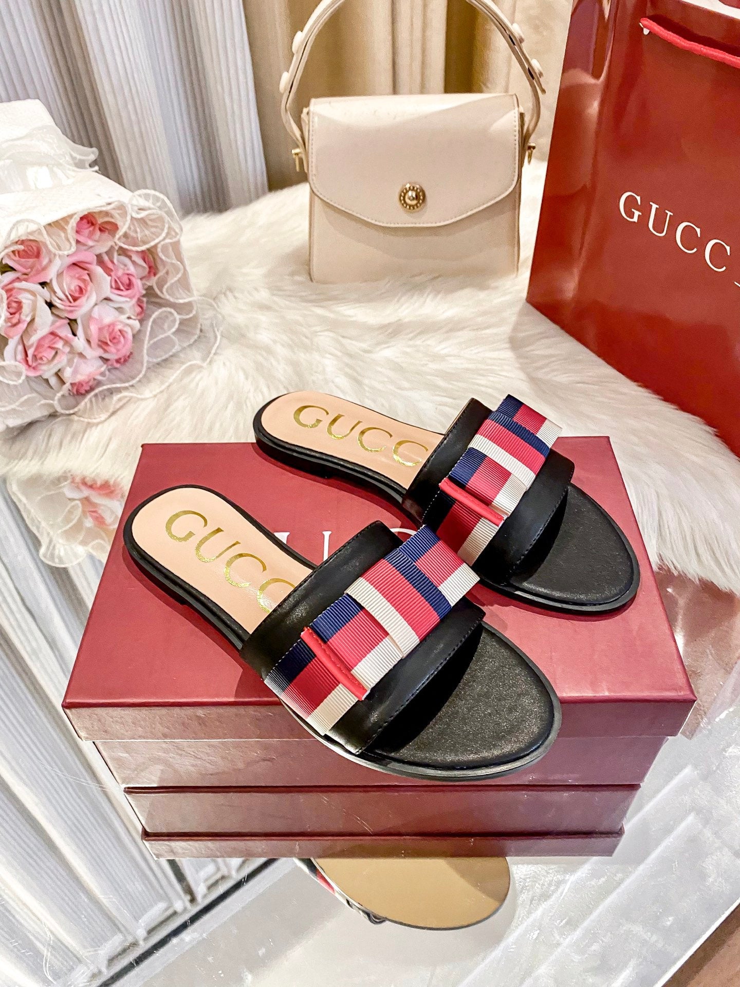 Striped Flat Slippers