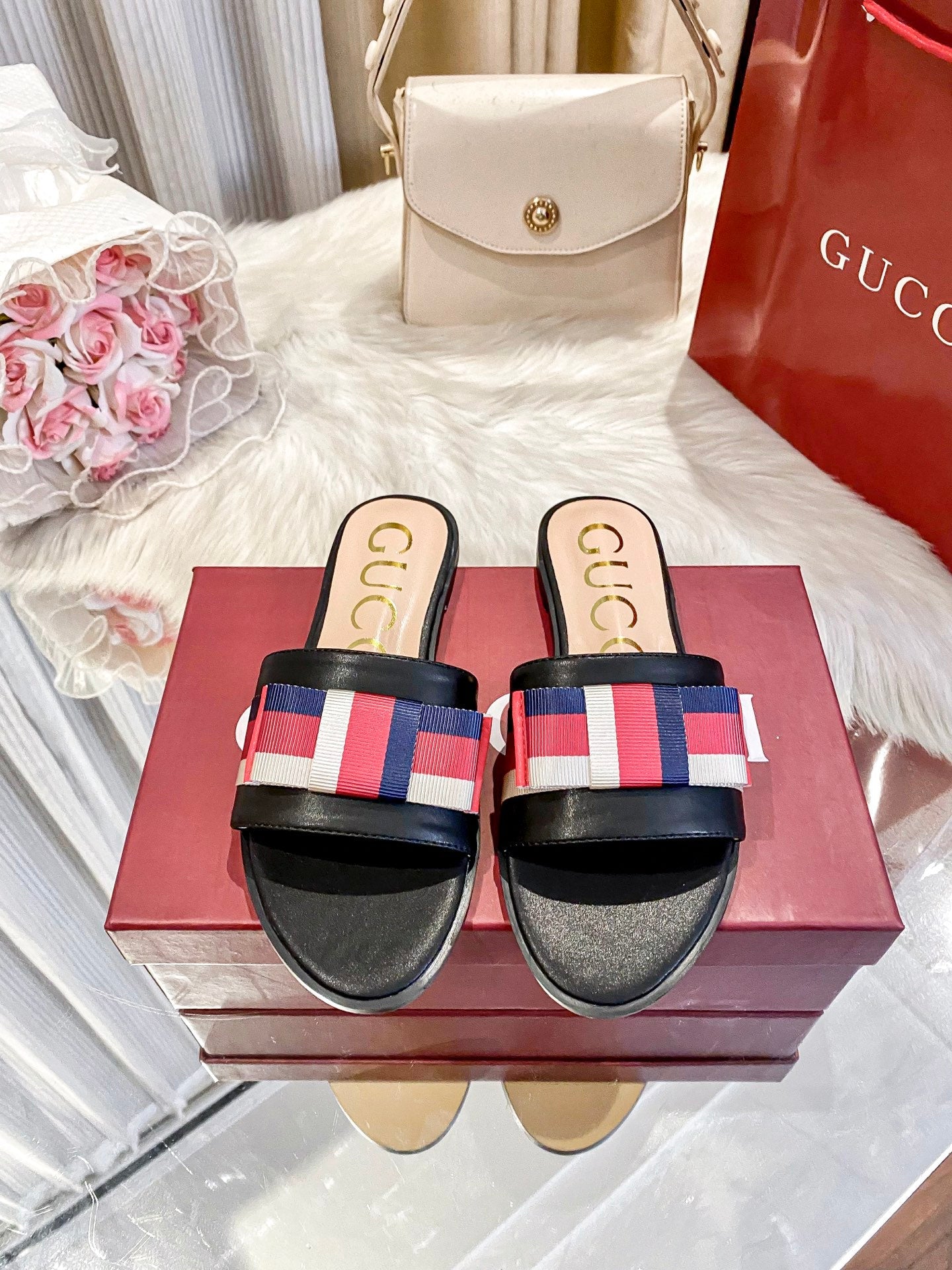 Striped Flat Slippers
