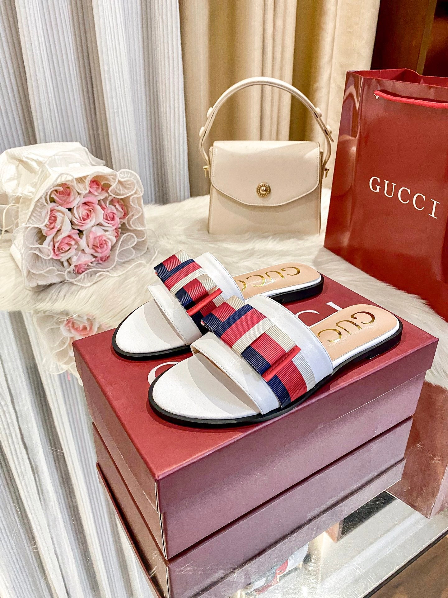 Striped Flat Slippers