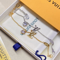 Heart crystal pendant bracelet