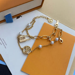 Lock and key charm pearl bracelet