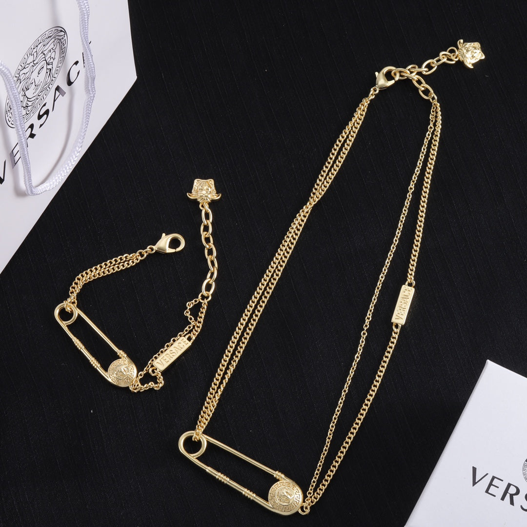 Vintage Pin Bracelet and Necklace Set