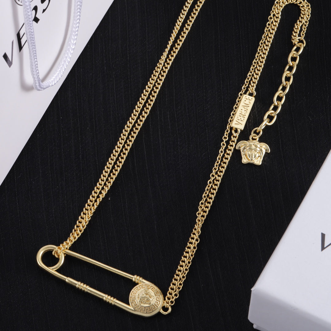 Vintage Pin Bracelet and Necklace Set