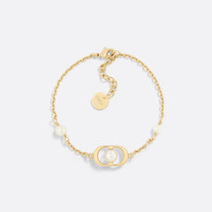 Classic pearl bracelet
