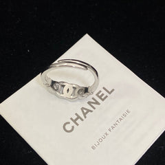 Adjustable White Enamel Diamond Ring