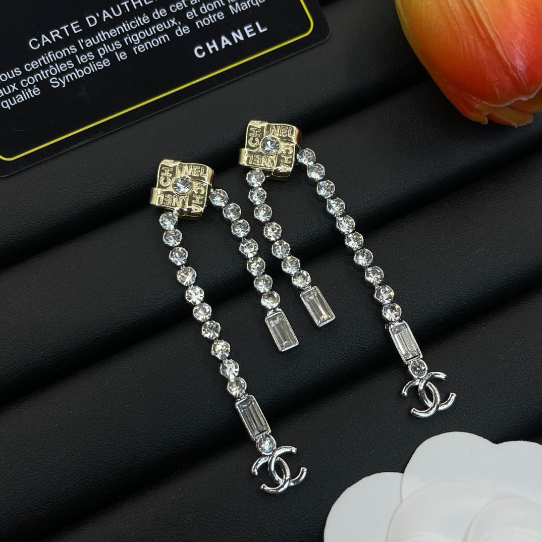 Elegant diamond tassel earrings
