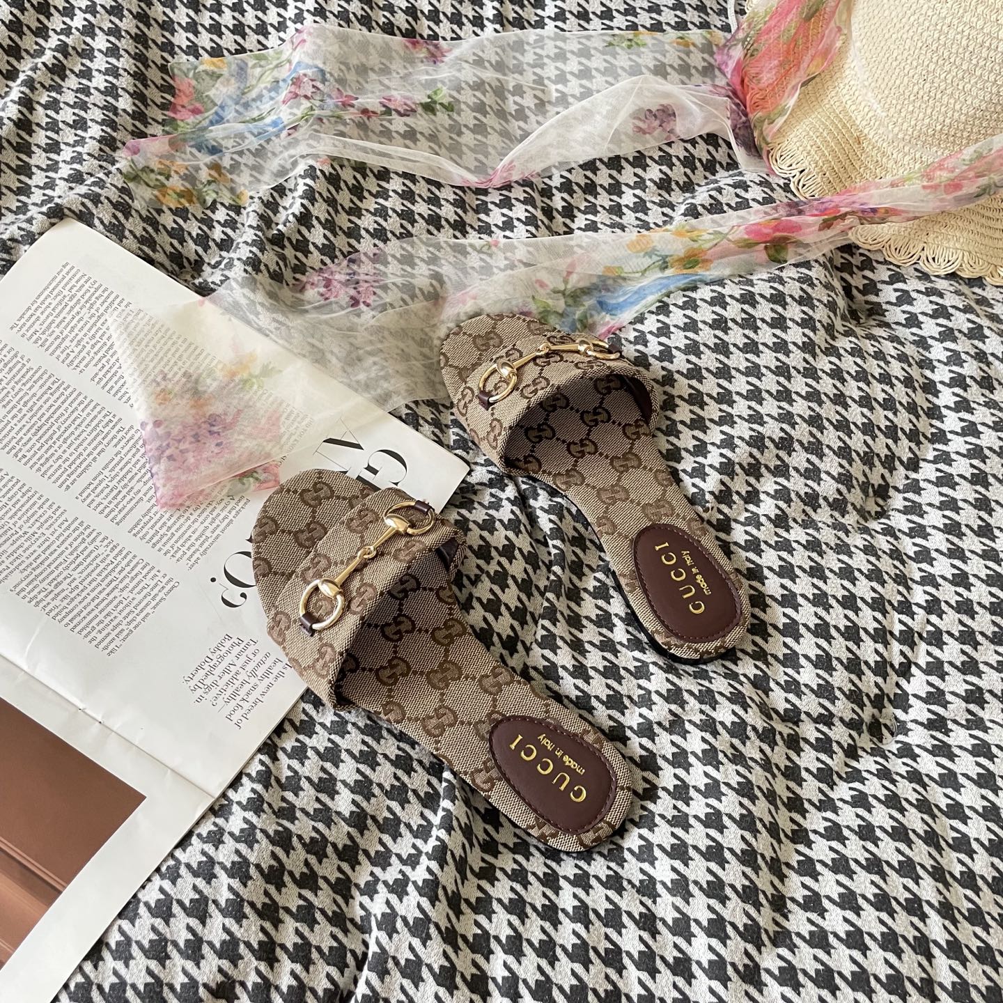 Printed Canvas Flat Slippers