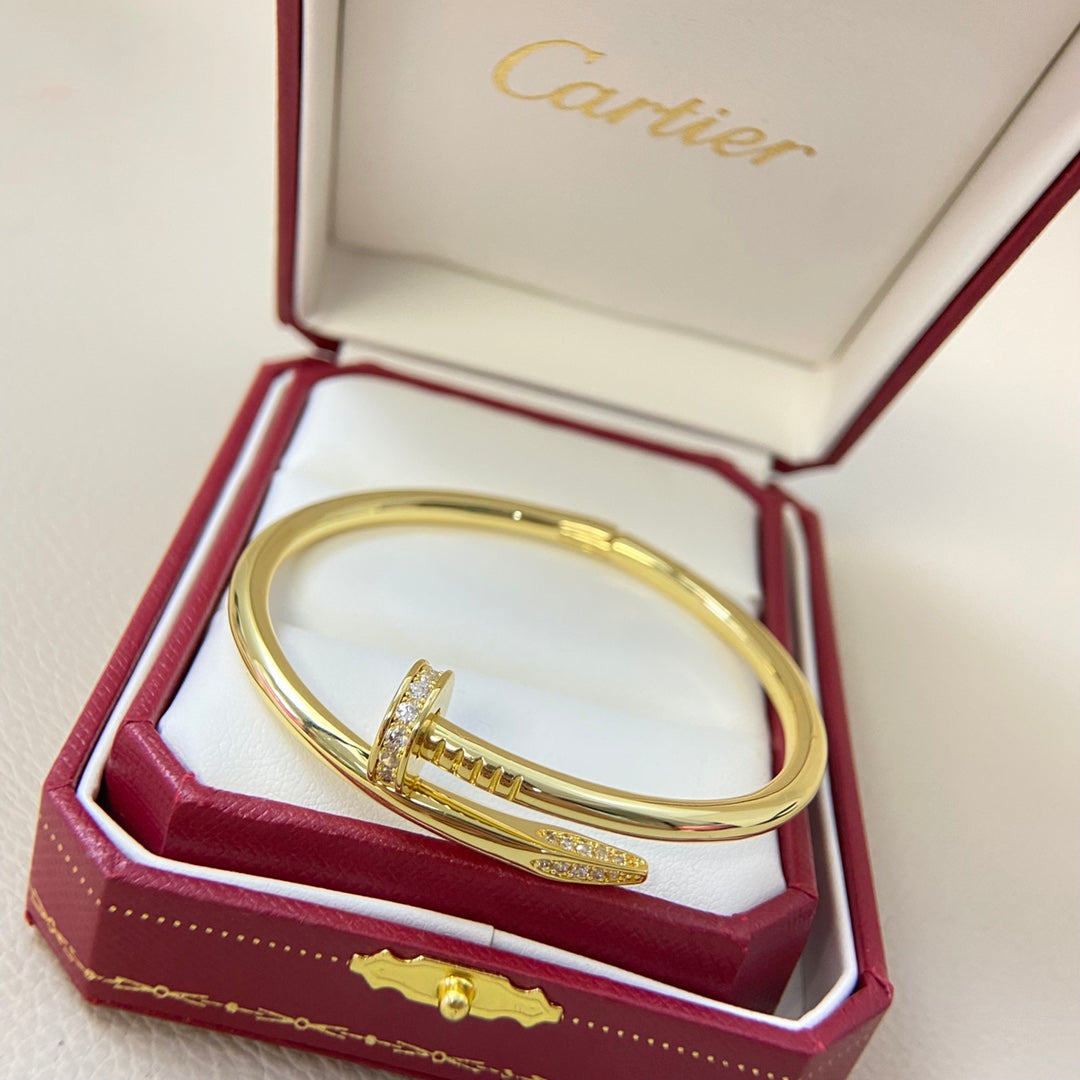 Classic Diamond Nail Bracelet
