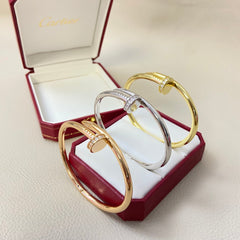 Classic Diamond Nail Bracelet