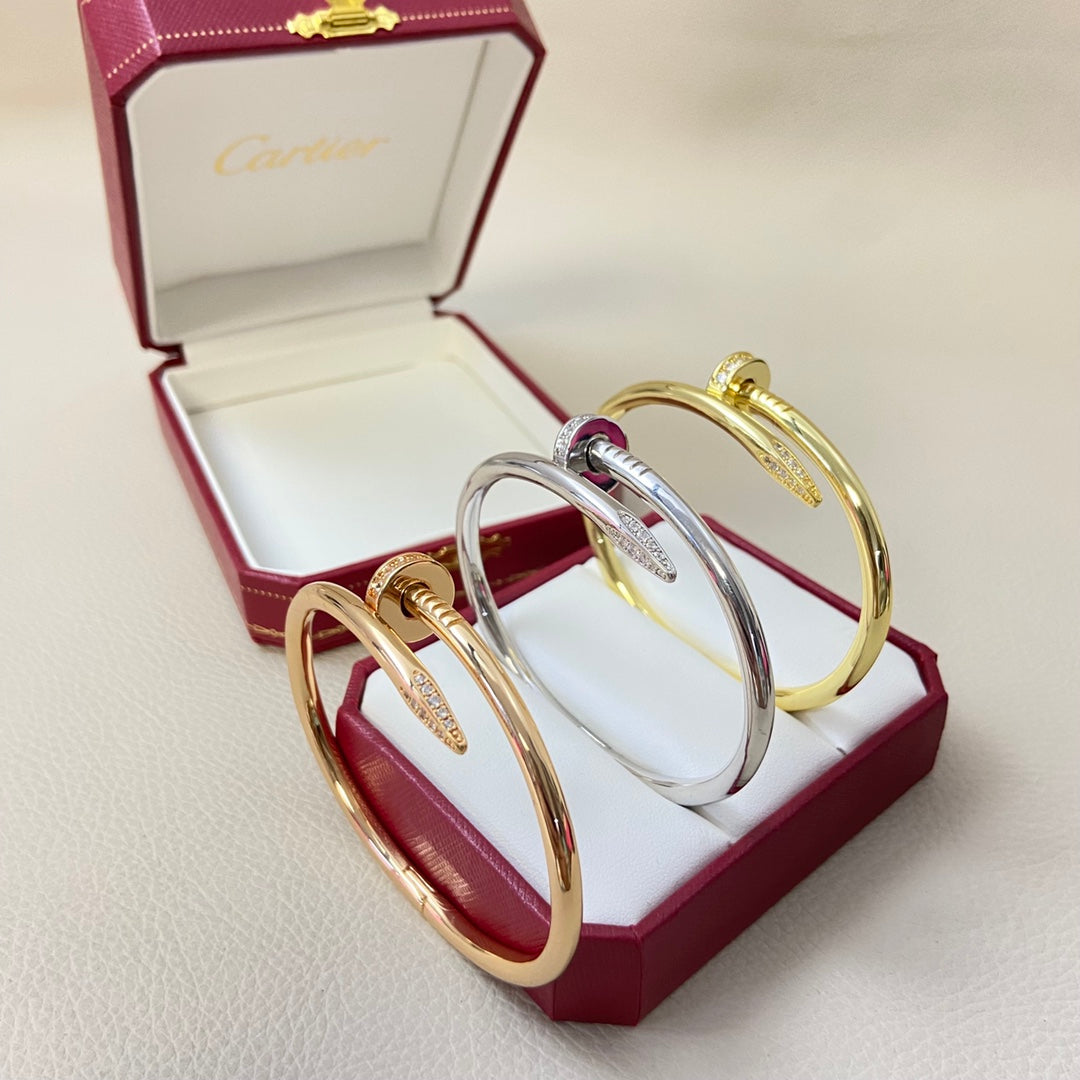 Classic Diamond Nail Bracelet
