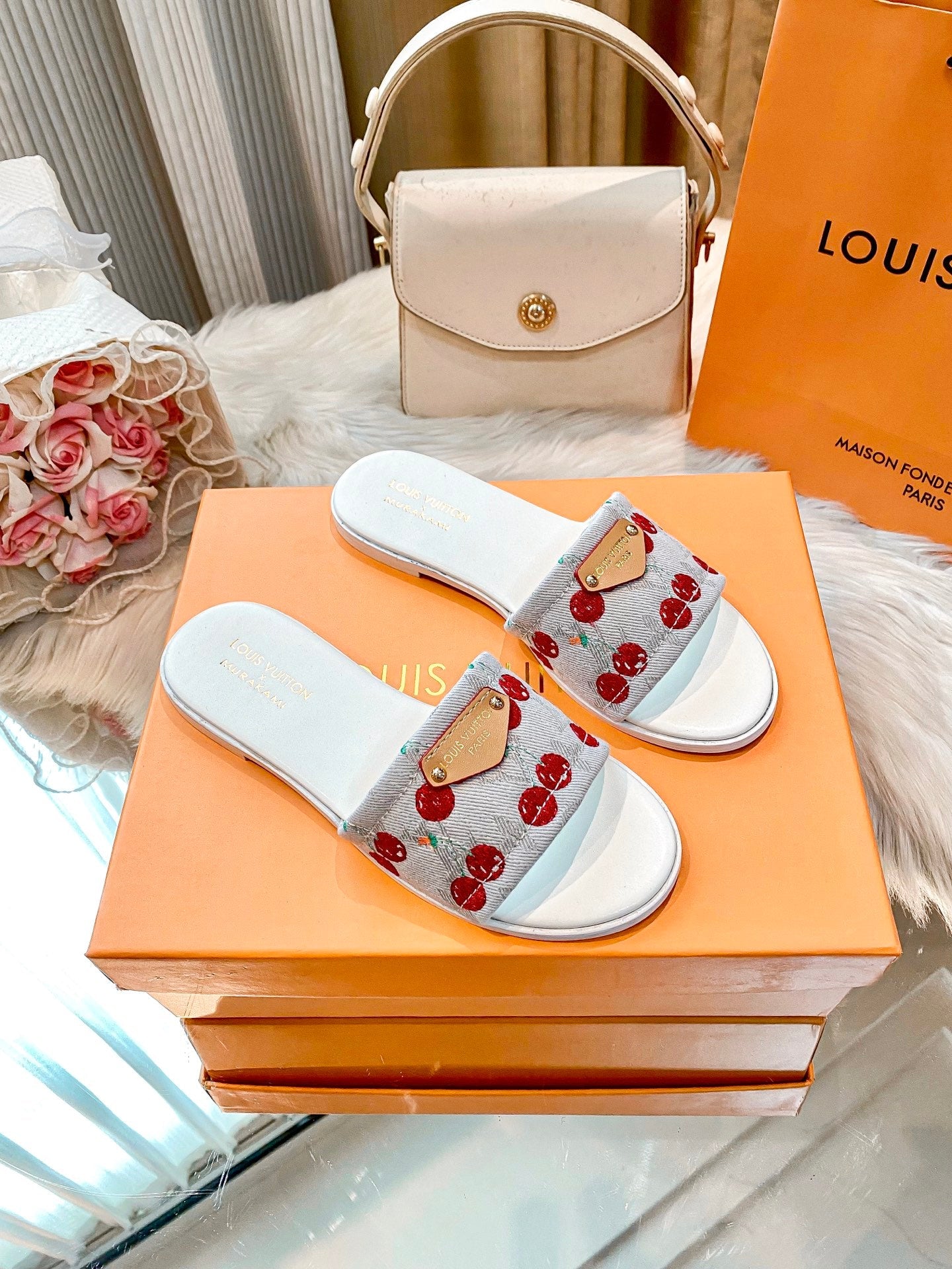 5-color cherry print slippers