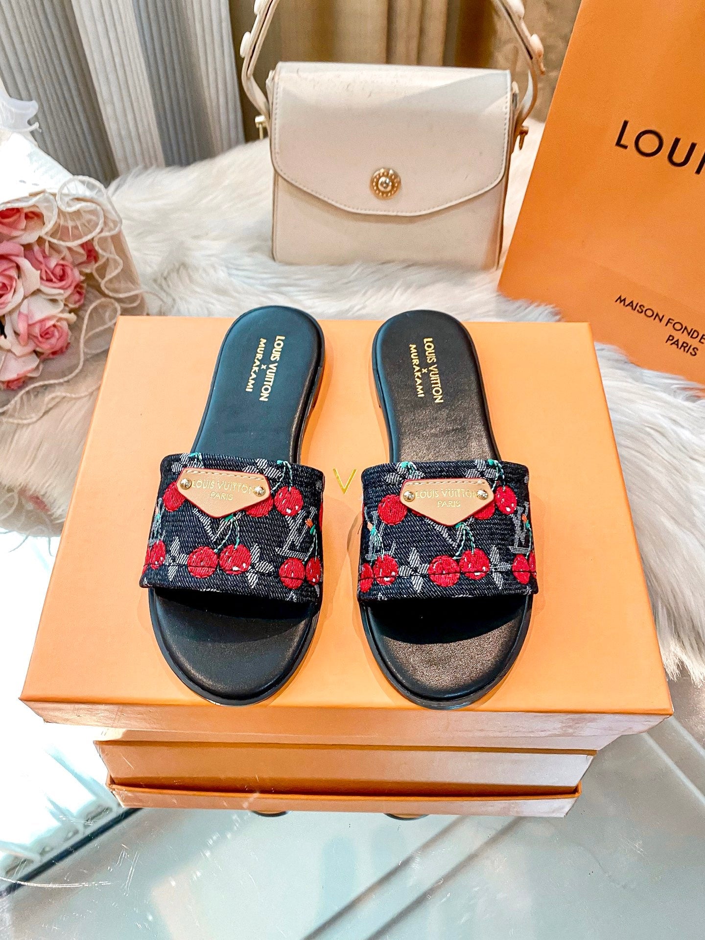 5-color cherry print slippers