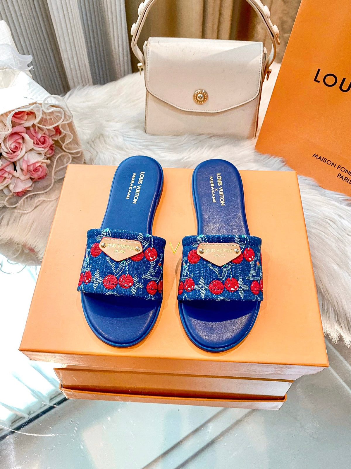 5-color cherry print slippers