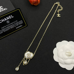 Stylish and Elegant Pendant Necklace