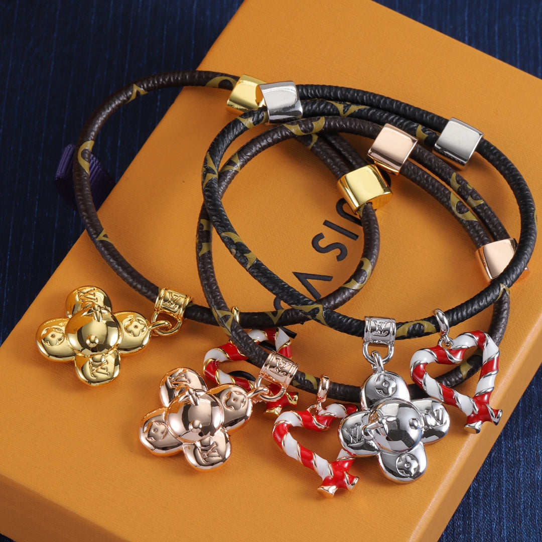 Doll Xmas Candy cane heart charm Bracelet