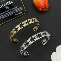 Fashionable hollow open bracelet