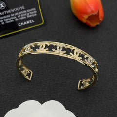 Fashionable hollow open bracelet