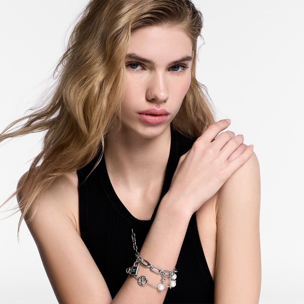 Floral lock pendant silver bracelet