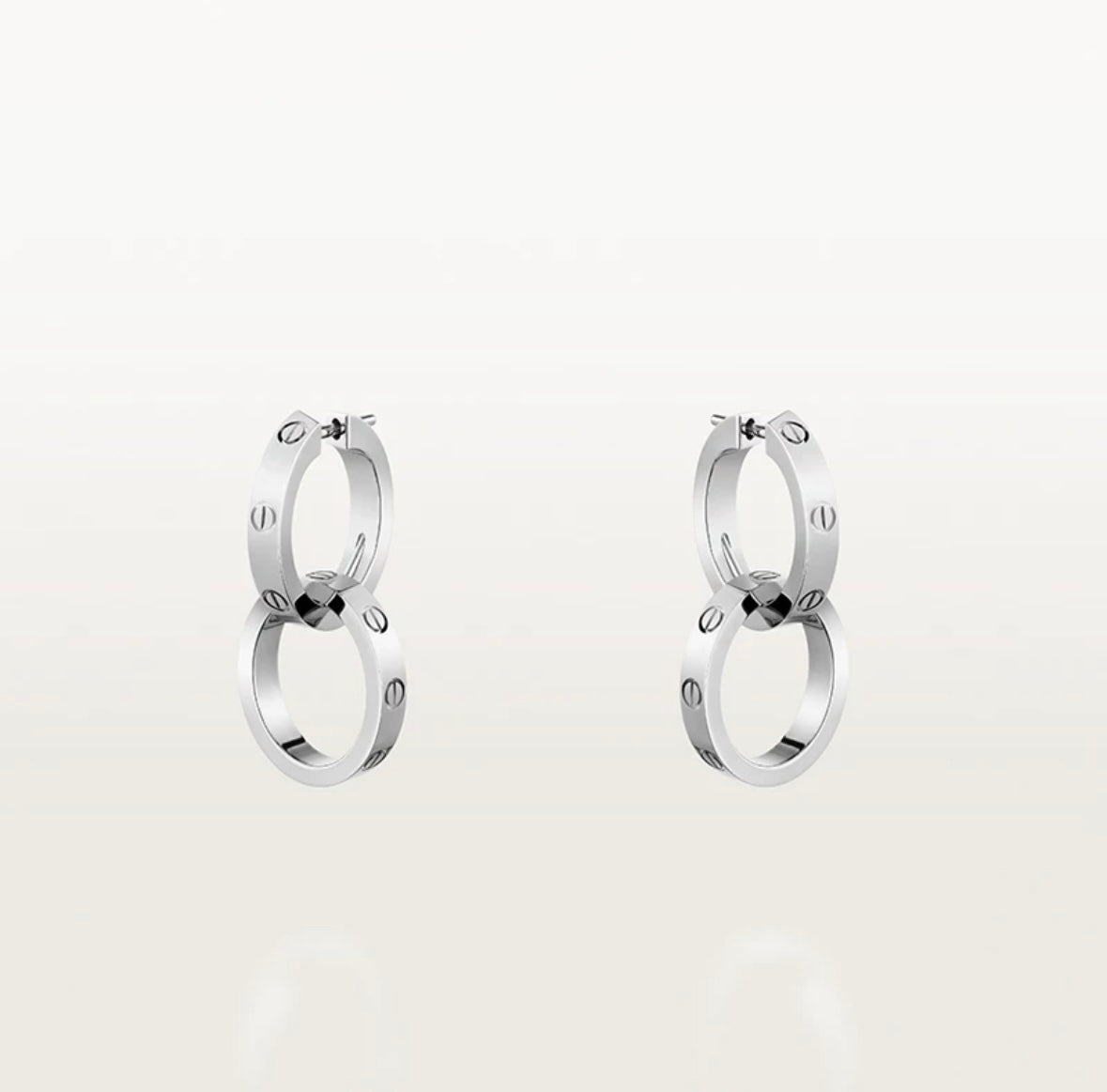 Double-loop classic stud earrings