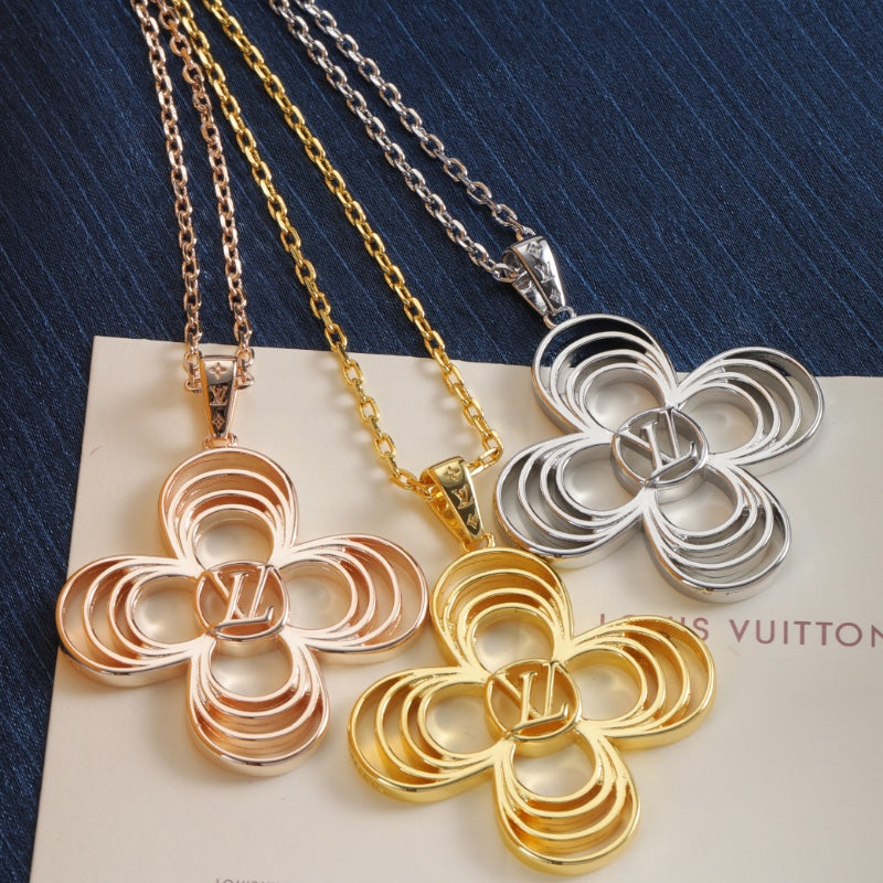 Floral Hollow Necklace