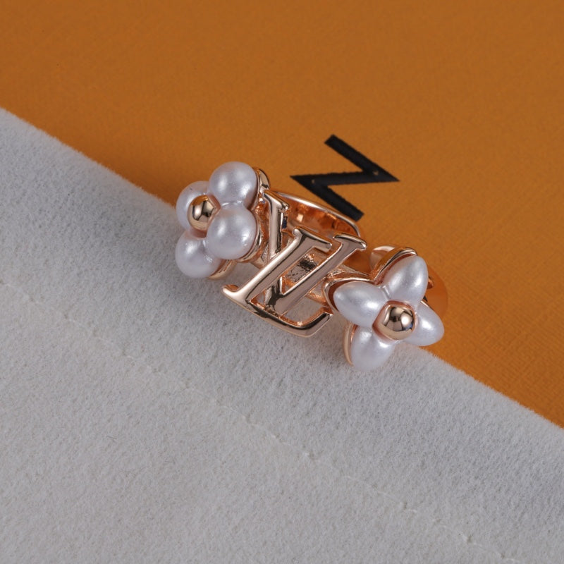 Pearl Flower Open Ring