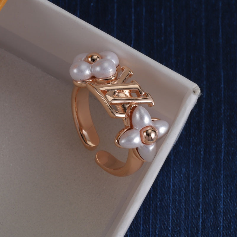Pearl Flower Open Ring
