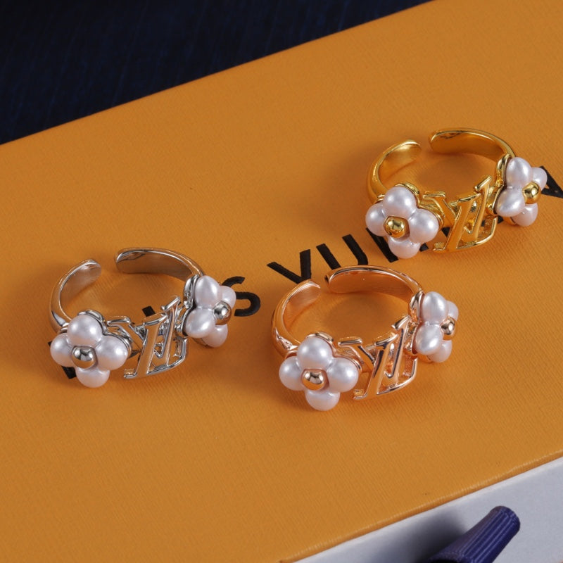 Pearl Flower Open Ring