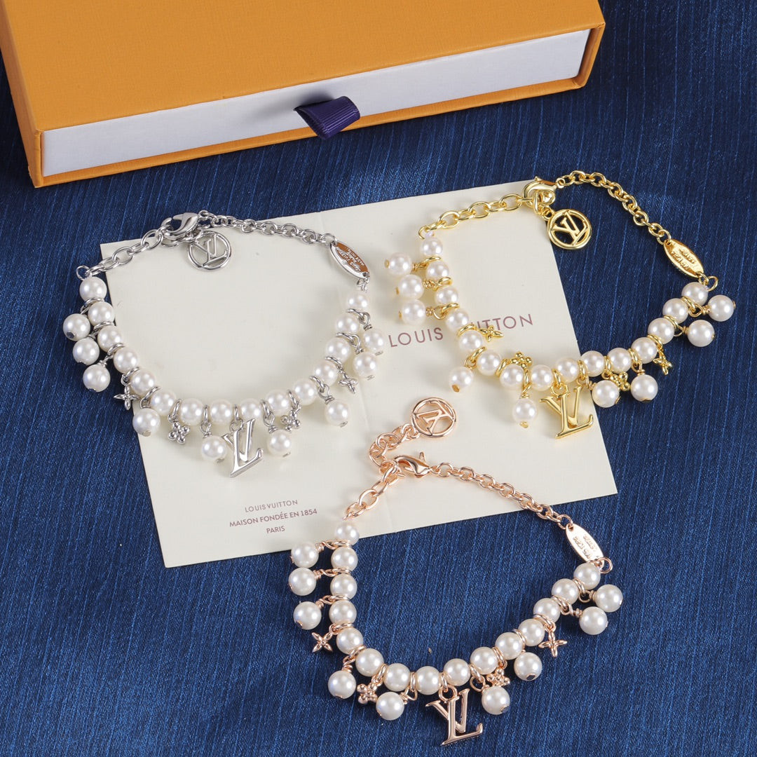 Fashionable double-layer pearl bracelet