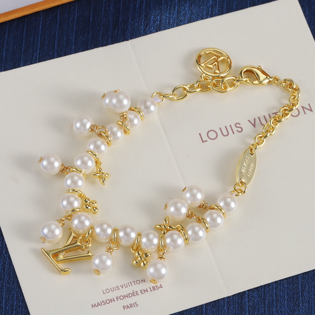 Fashionable double-layer pearl bracelet