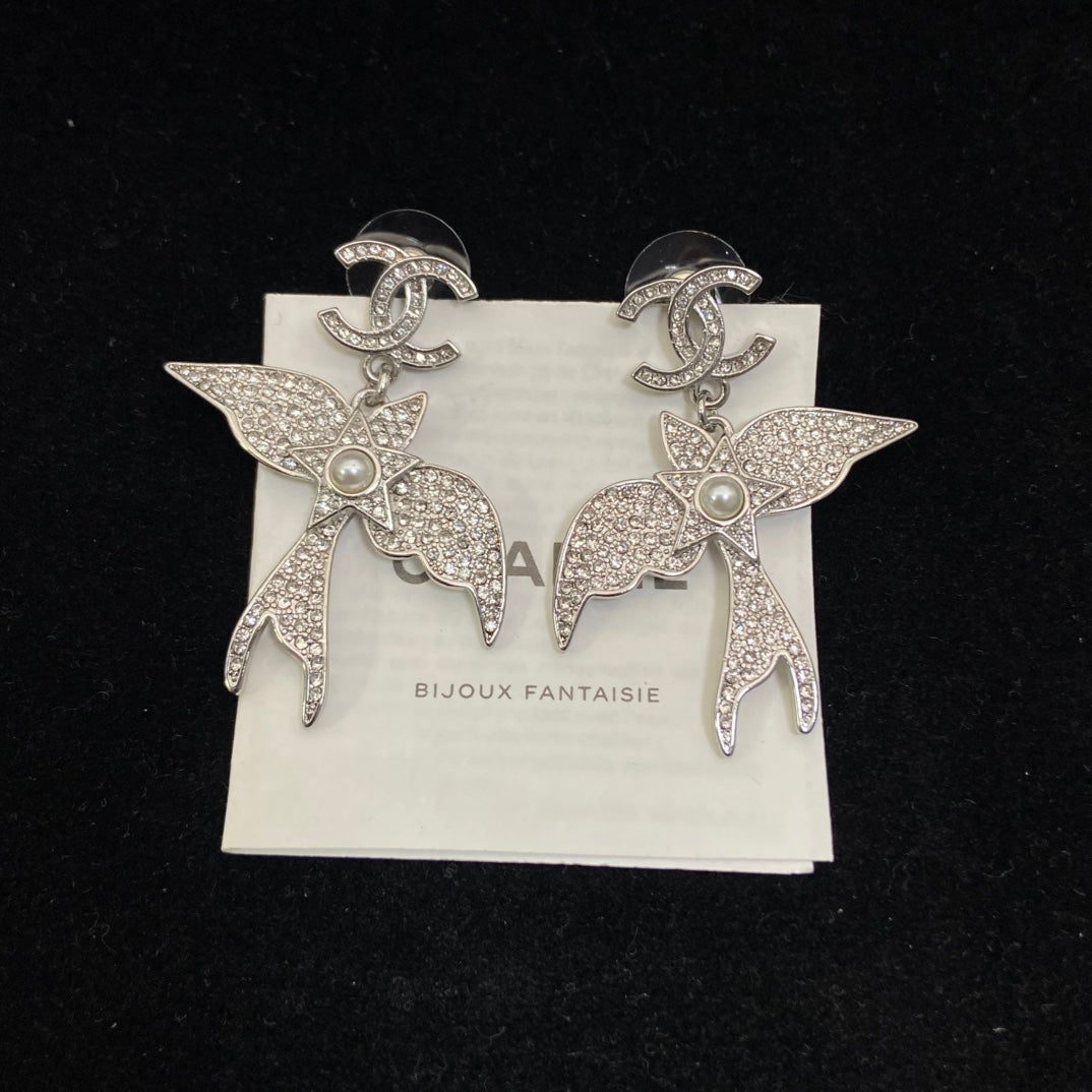 Diamond-studded Bird Earrings