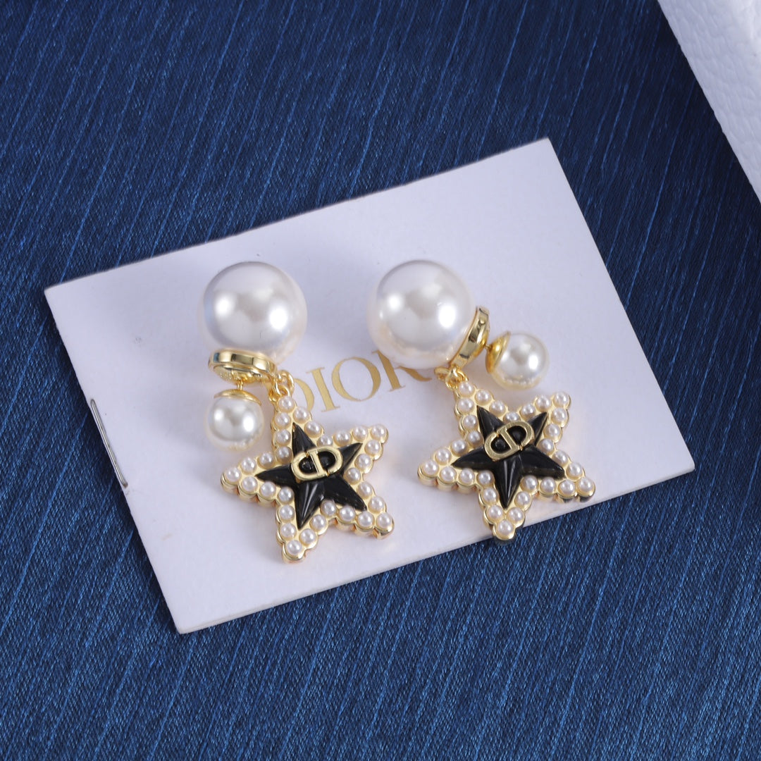 Versatile Pearl Star Earrings