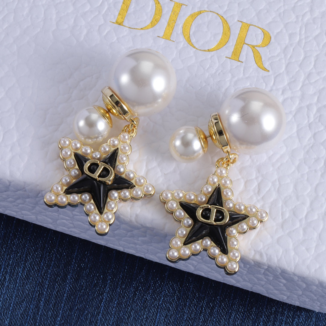 Versatile Pearl Star Earrings