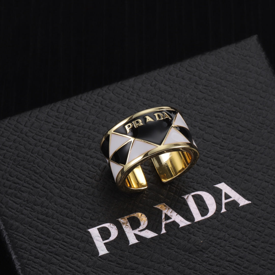 Stylish Triangle Open Ring