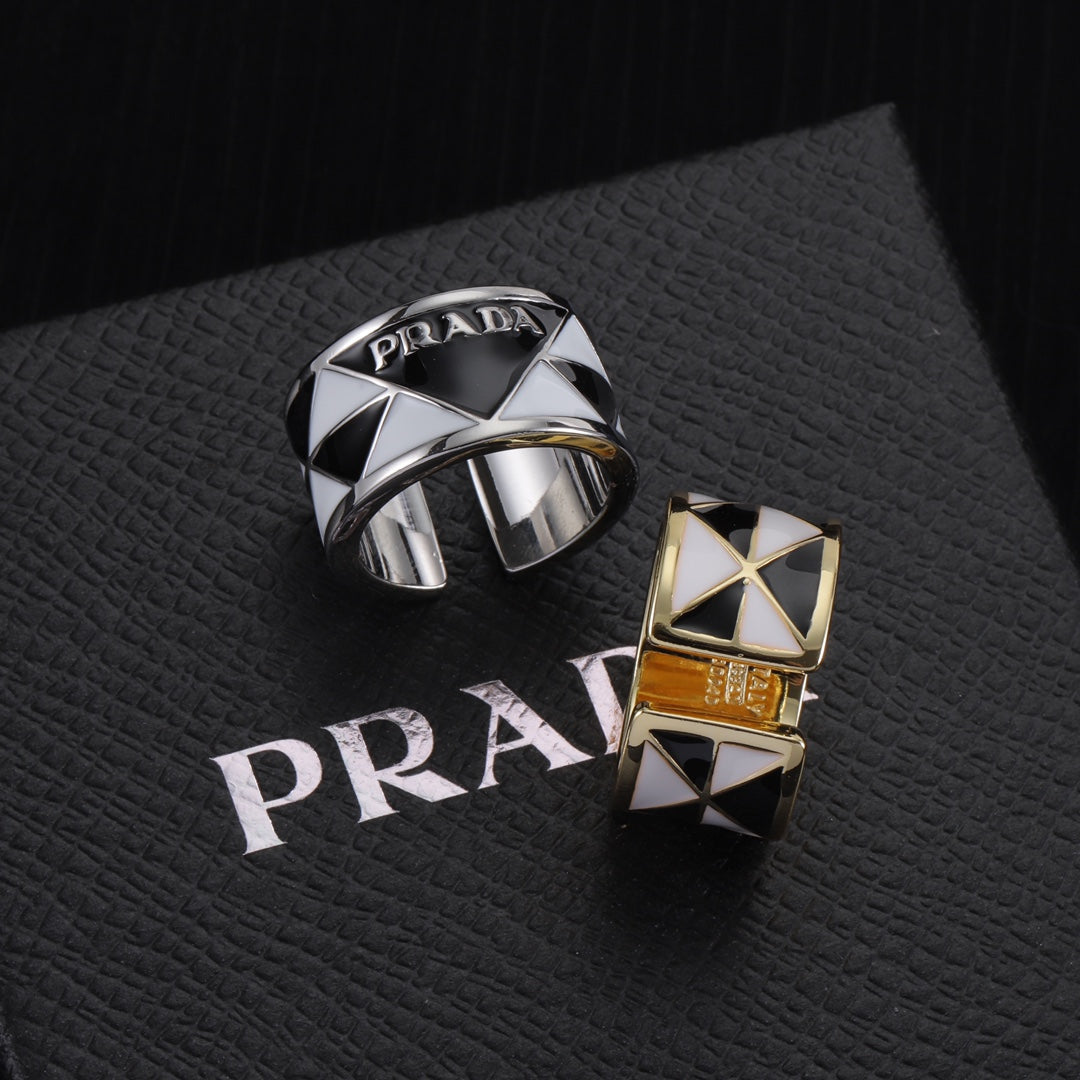 Stylish Triangle Open Ring