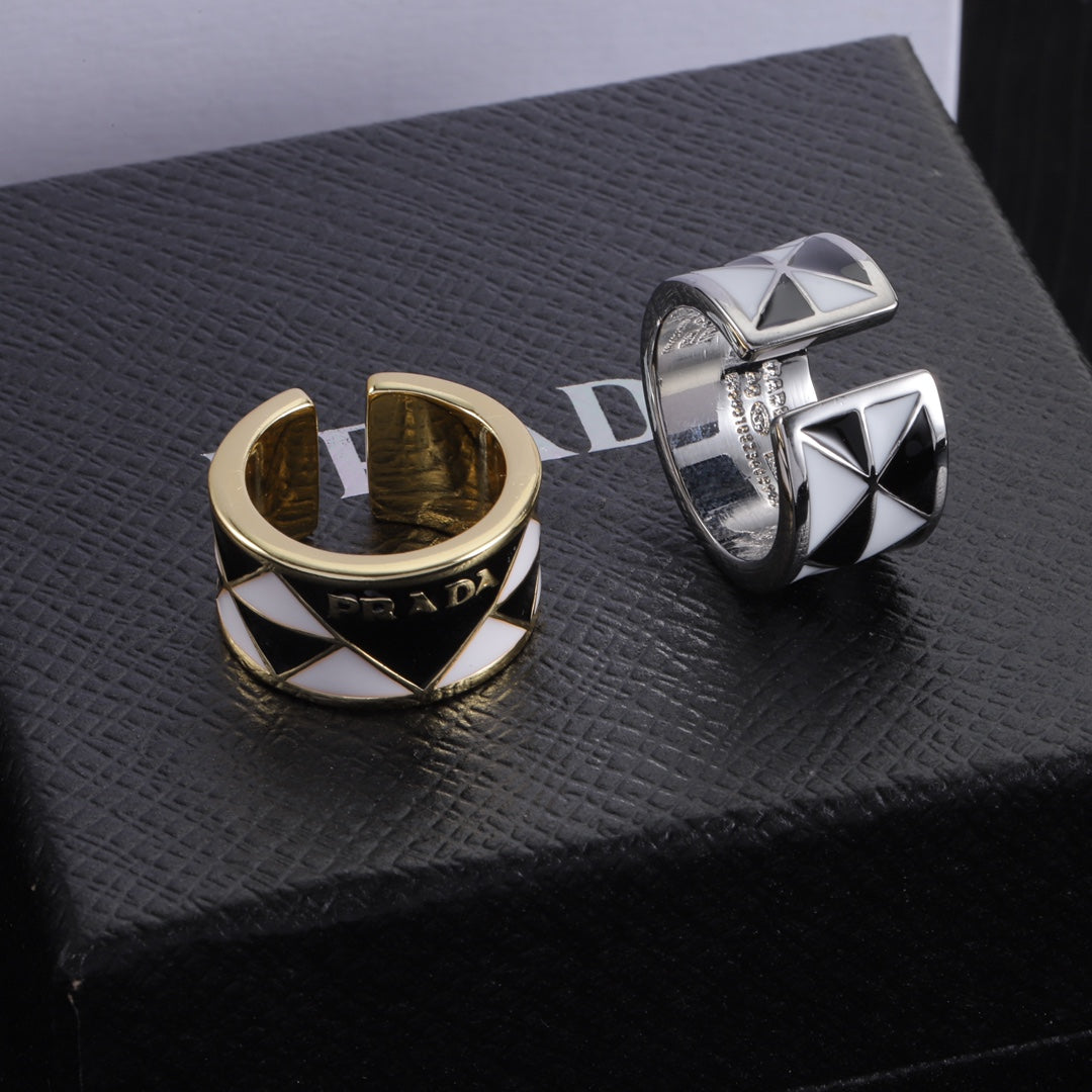 Stylish Triangle Open Ring