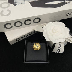 Shiny Heart Enamel Ring