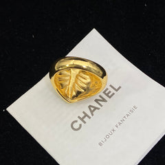 Shiny Heart Enamel Ring