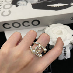 Hollow Bead Diamond Ring