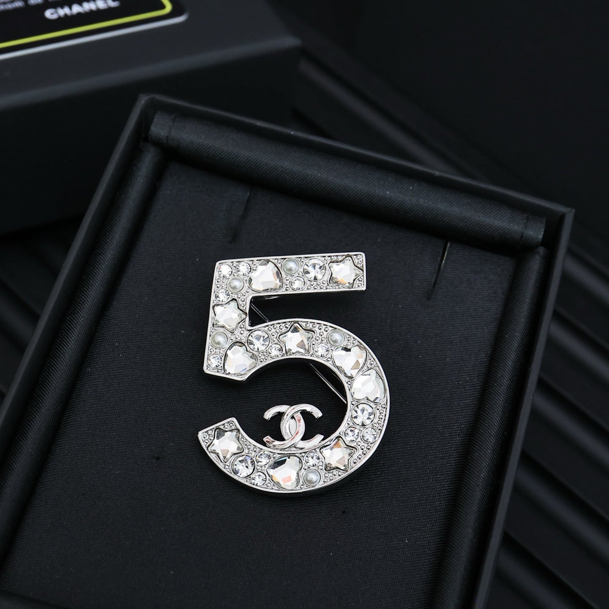 Dazzling Diamond 5 Brooch